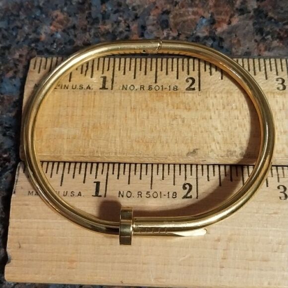 Unisex Goldtone "Nail" Bracelet...New...(Matching Nail Ring is available) - Picture 5 of 7